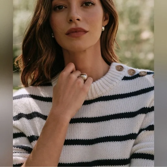 Jenni Kayne Grace Cashmere Crewneck Sweater - Picture 2 of 8